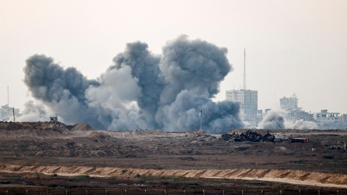 „Neštěstí pro Izrael na generace.“ Netanjahu jde v Gaze proti armádě i opozici